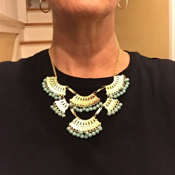 Statement necklace - Picture 4 of 4